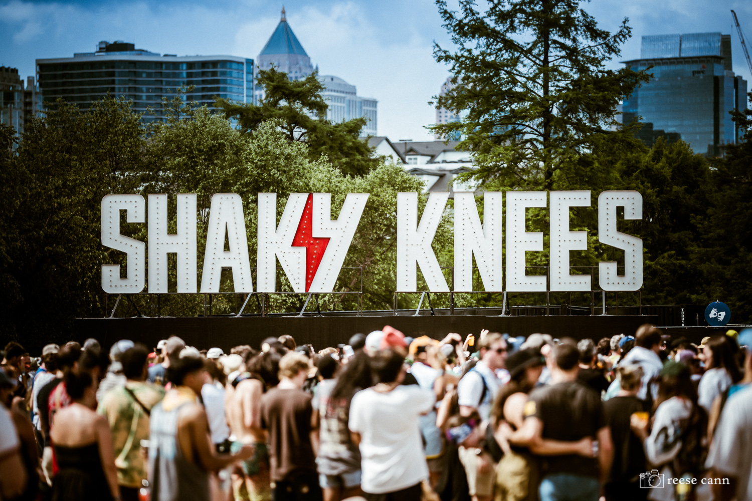 Shaky Knees 2024: Sunday Photo Gallery and Review - Atlanta Concert Reviews